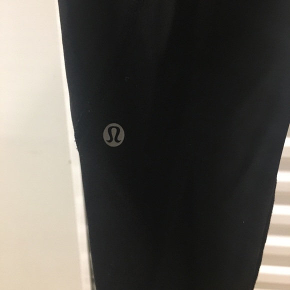 LULULEMON Inspire tight II 26” inseam leggings with double front zipper size 6 - Picture 11 of 15